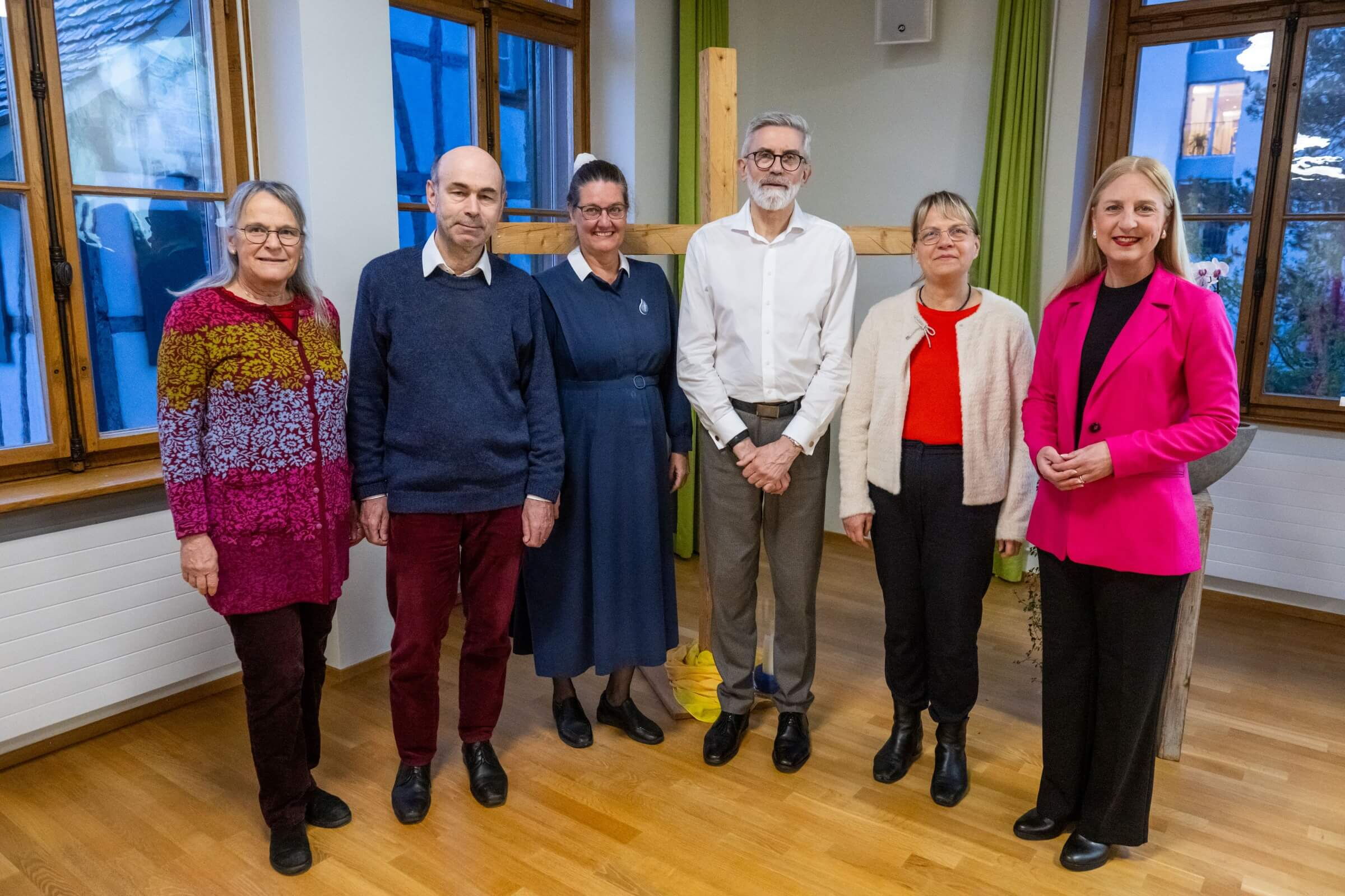 Referent Rev. Dr. Andrew Goodhead und Mitglieder des Vorstands des PCCV